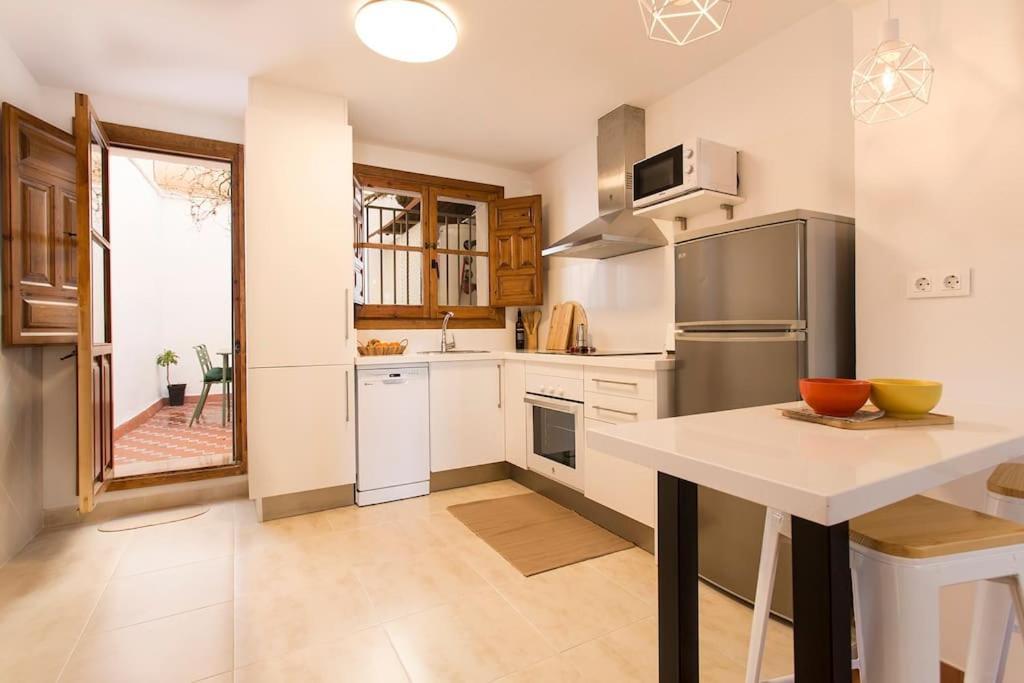 그라나다 Casa Tipica Del Albaicin Con Interior De Diseno 빌라 외부 사진